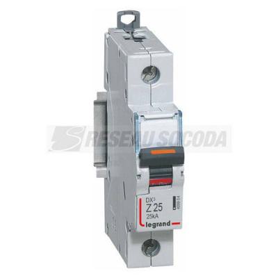  DX3 1P Z25 25KA 