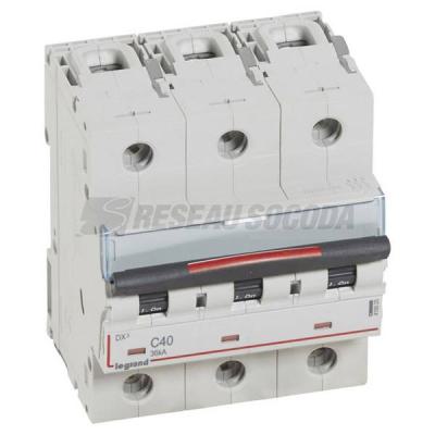  DX3 3P C40 36KA 