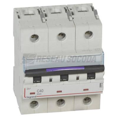  DX3 3P C40 50KA 