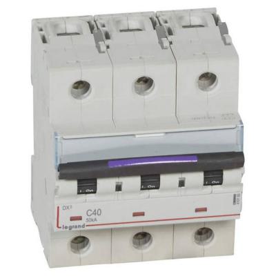  DX3 3P C40 50KA 