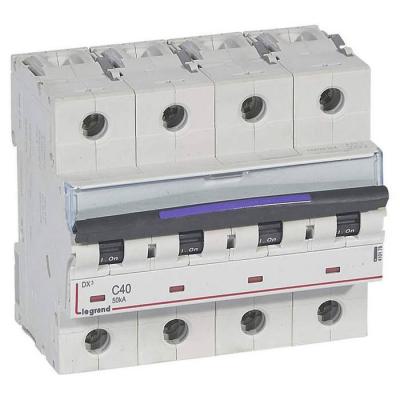  DX3 4P C40 50KA 