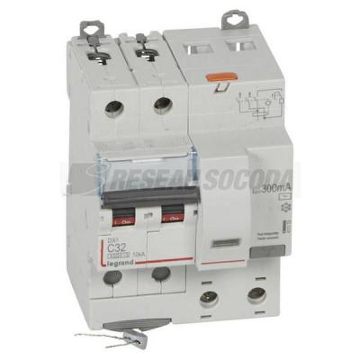  DX3 2P C32 6000A AC 300MA 4M 