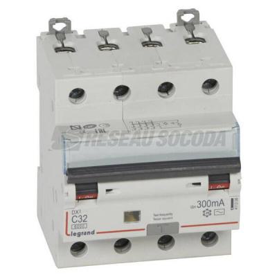  DX3 4P C32 6000A AC 300MA 4M 