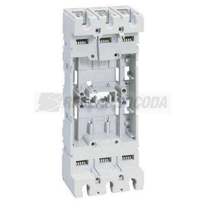  DPX3 250 PRISES BASE 3P 