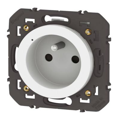  PRISE CONNECTEE FR 16A BLA 