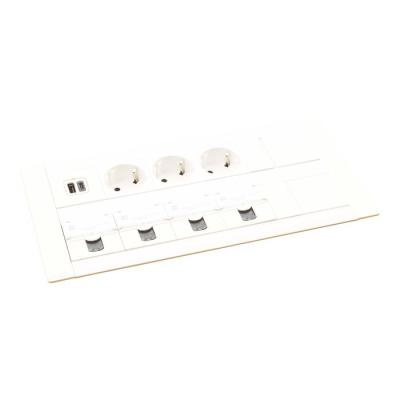  MULTILINK MUR BLC 3PC USB 4RJ 