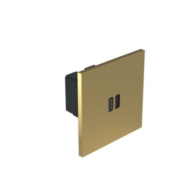  CHARG 2M 1USB C 30W EOM      ! 