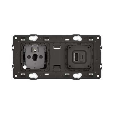  2P+T + USB A+C 20W PD 2P PRECA 