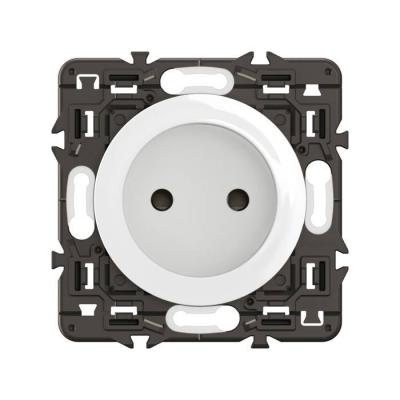  PRISE 2P COMPOSABLE BLANC 