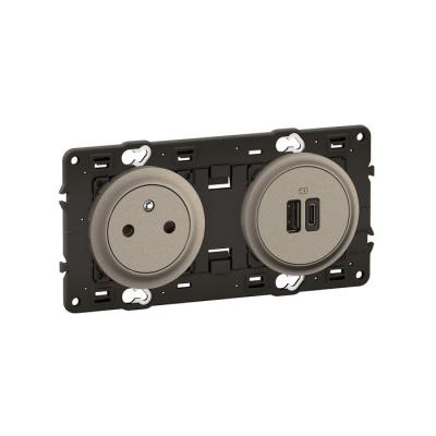  2P+T SURF FB+USB A+C COMPO TIT 