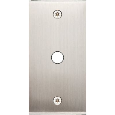  FAC ETROITE LAITON NICK P1 VIS 