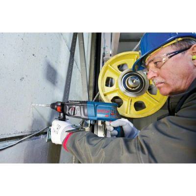 BOSCH 06112A3000 perceuse � pe 