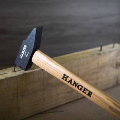  HANGER 110714 marteau de m�can 