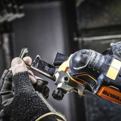  DEWALT DCS356NT-XJ scie oscill 