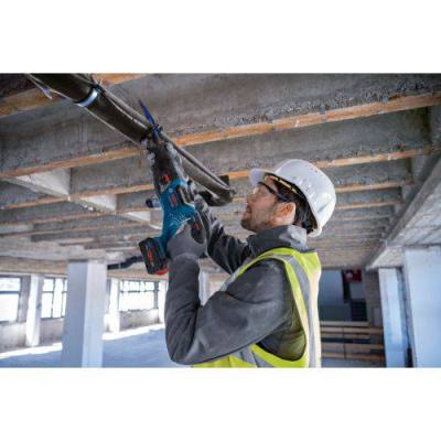  BOSCH 06016C0001 scie sabre 18 