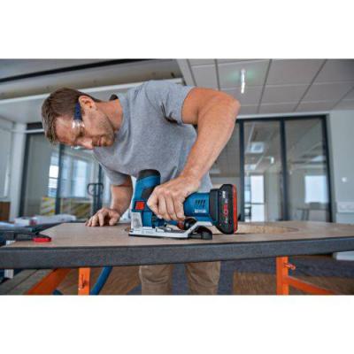  BOSCH 06015B0000 scie sauteuse 