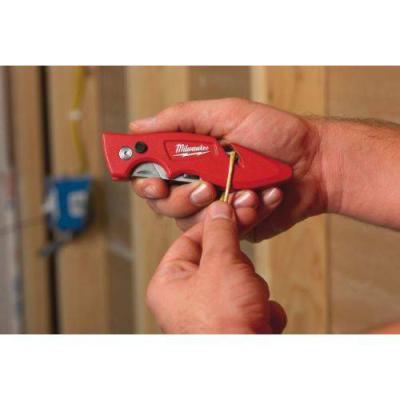  MILWAUKEE 4932471358 cutter av 