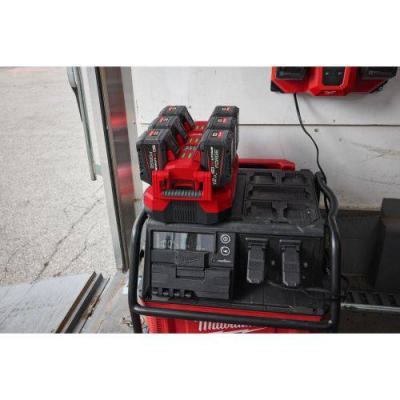  MILWAUKEE 4932498551 chargeur 