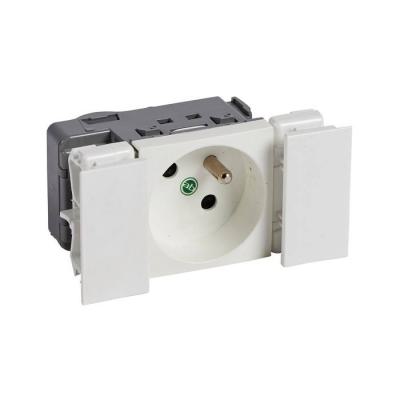  LOGIX PRISE 2P+T AUTO AB BLANC 