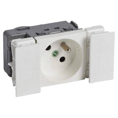 LOGIX PRISE 2P+T AUTO AB BLANC 