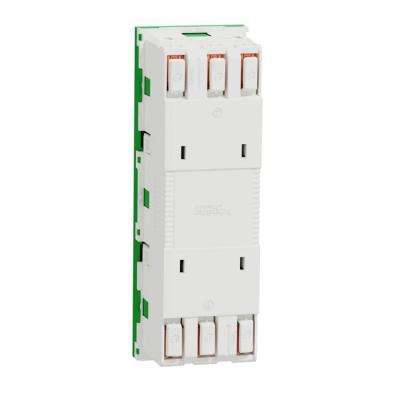  Prise triple 2P+T FR 45� Vert 