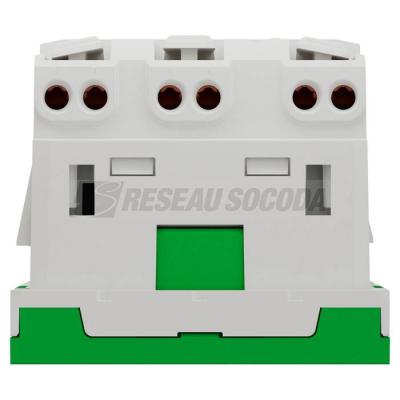  Prise triple 2P+T FR 45� Vert 
