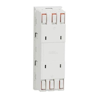  Prise triple 2P+T FR 45� Blanc 