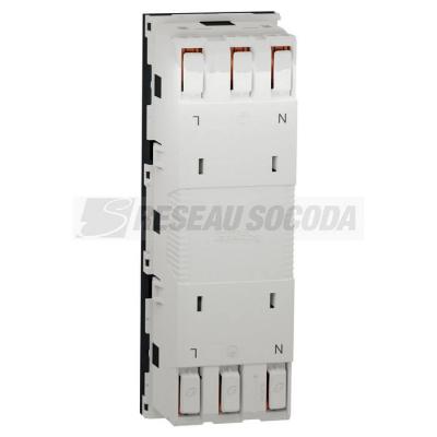  Prise triple 2P+T FR 45� Anth 