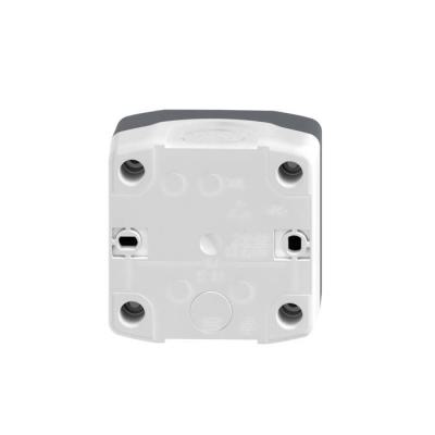  BOITE AVEC 1 BOUTON TOURN 