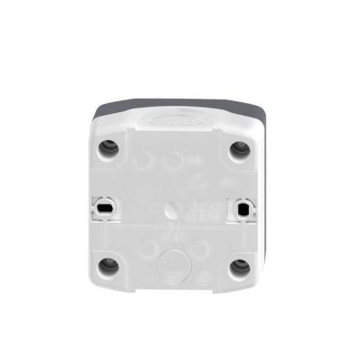  BOITE AVEC 1 BOUTON TOURN 