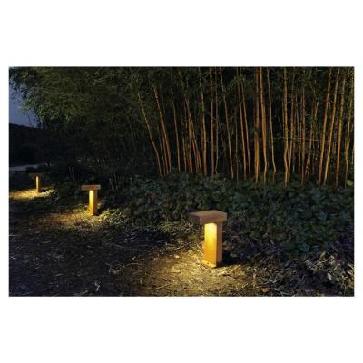  RUSTY PATHLIGHT fonte rouill�e 