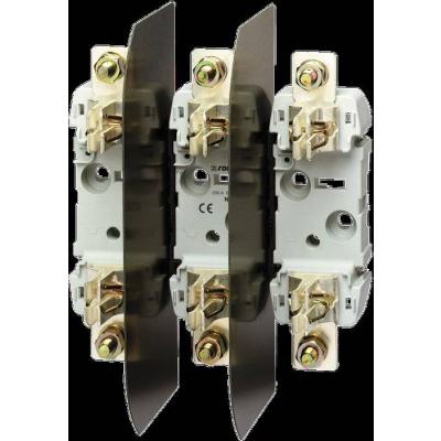  SOCLE 3P 250A T1 FIX PAR VIS 